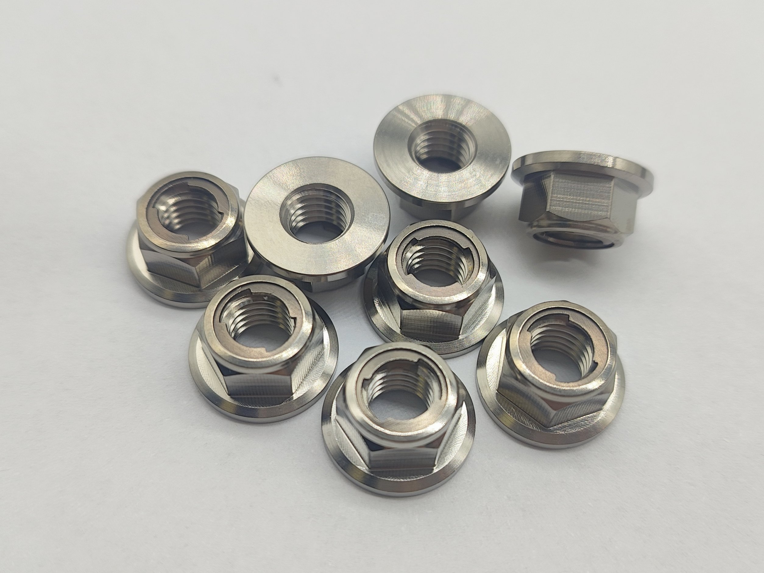 Titanium Flanged Metal Lock Nut M8x1.25