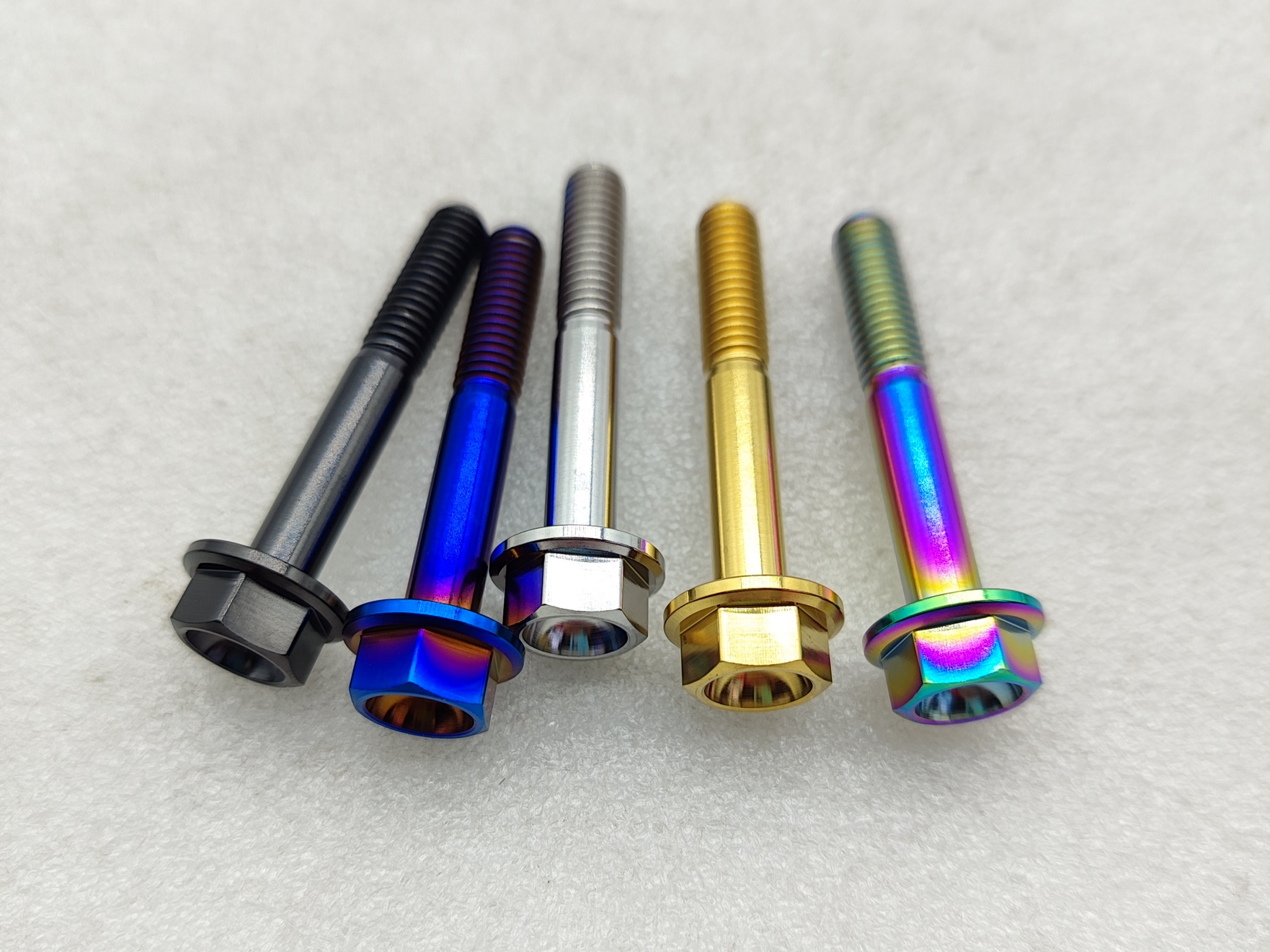 M6 Flanged Hex Bolts DIN6921